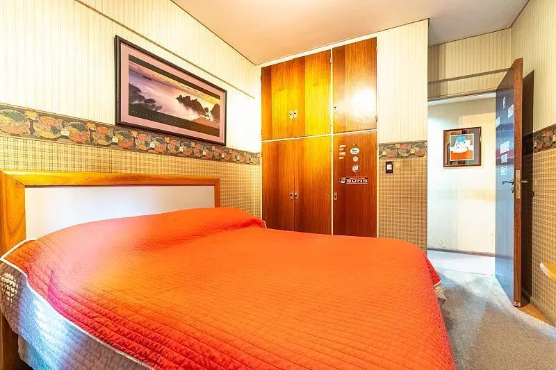 Venta Departamento 4 ambientes con dep Piso Cochera Baulera Caballito 2