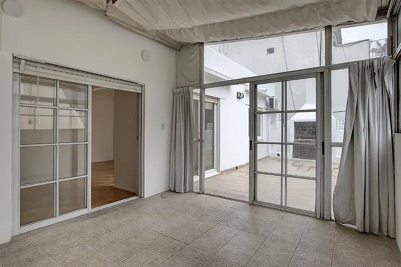 Excelente 3/4 ambientes con terraza y parrilla. jardín de invierno, 2 dormitorios. Recoleta 4
