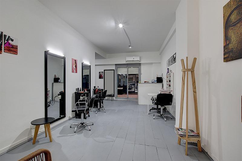 Foto de Excelente Local Comercial de 50 M2 totales sobre R. Peña a metros de, imagen 1