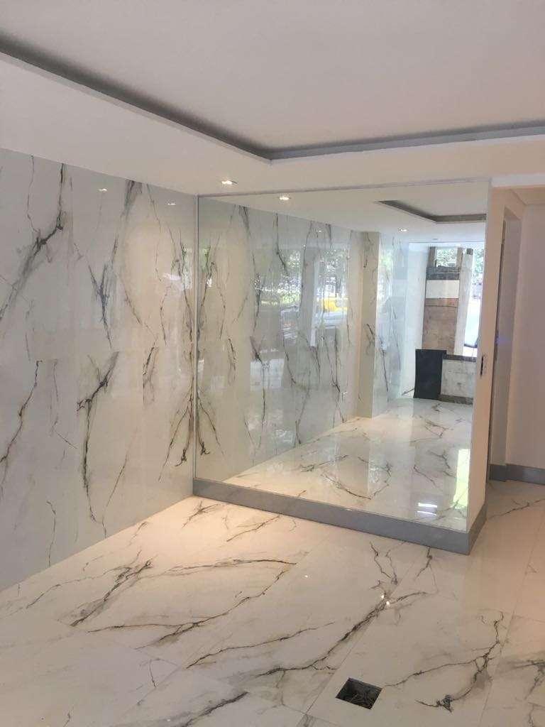 Foto de 234M2 de oficinas Plug & Play en lo mejor del D. Tecnológico. Una (1), imagen 2