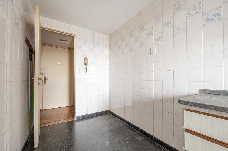 Foto de Venta Departamento 3 ambientes Muy Luminoso Balcón Cochera Baulera, imagen 1