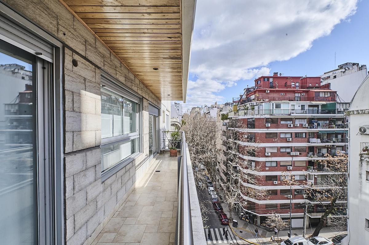 Foto de Departamento 3 ambientes Impecable Luminoso con balcon cochera y, imagen 5