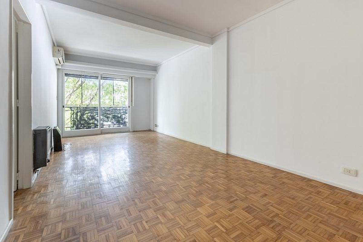 Foto de Venta Departamento 4 ambientes Amplio Luminoso Al frente Balcón, imagen 1