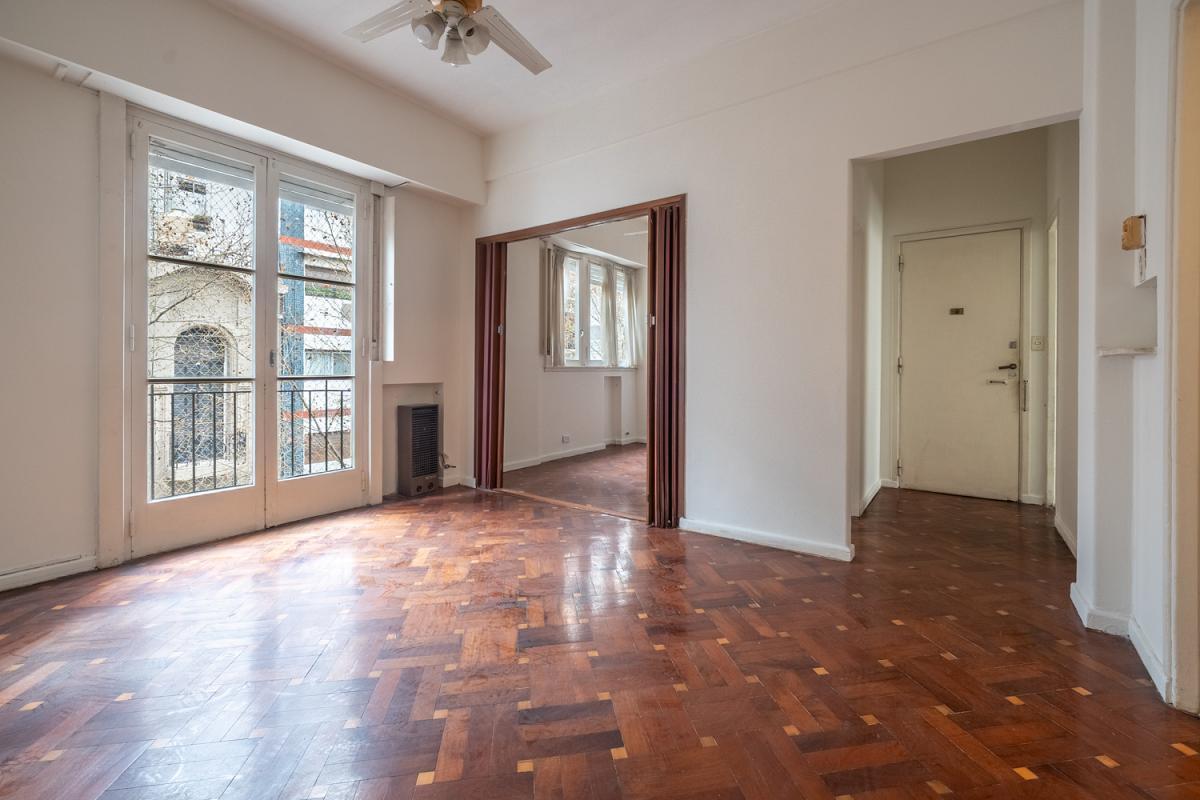 Foto de Departamento de tres ambientes a pasos de la Plaza Vicente López, imagen 1