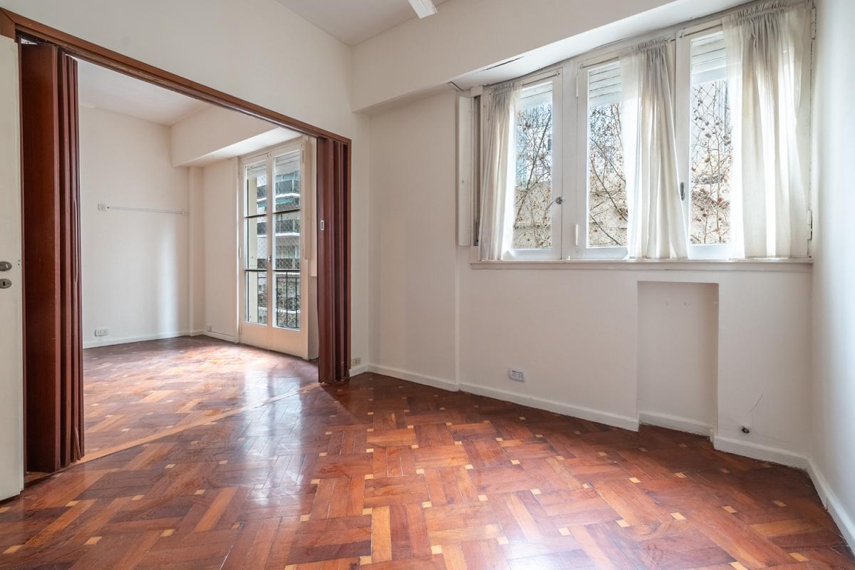 Foto de Departamento de tres ambientes a pasos de la Plaza Vicente López, imagen 2