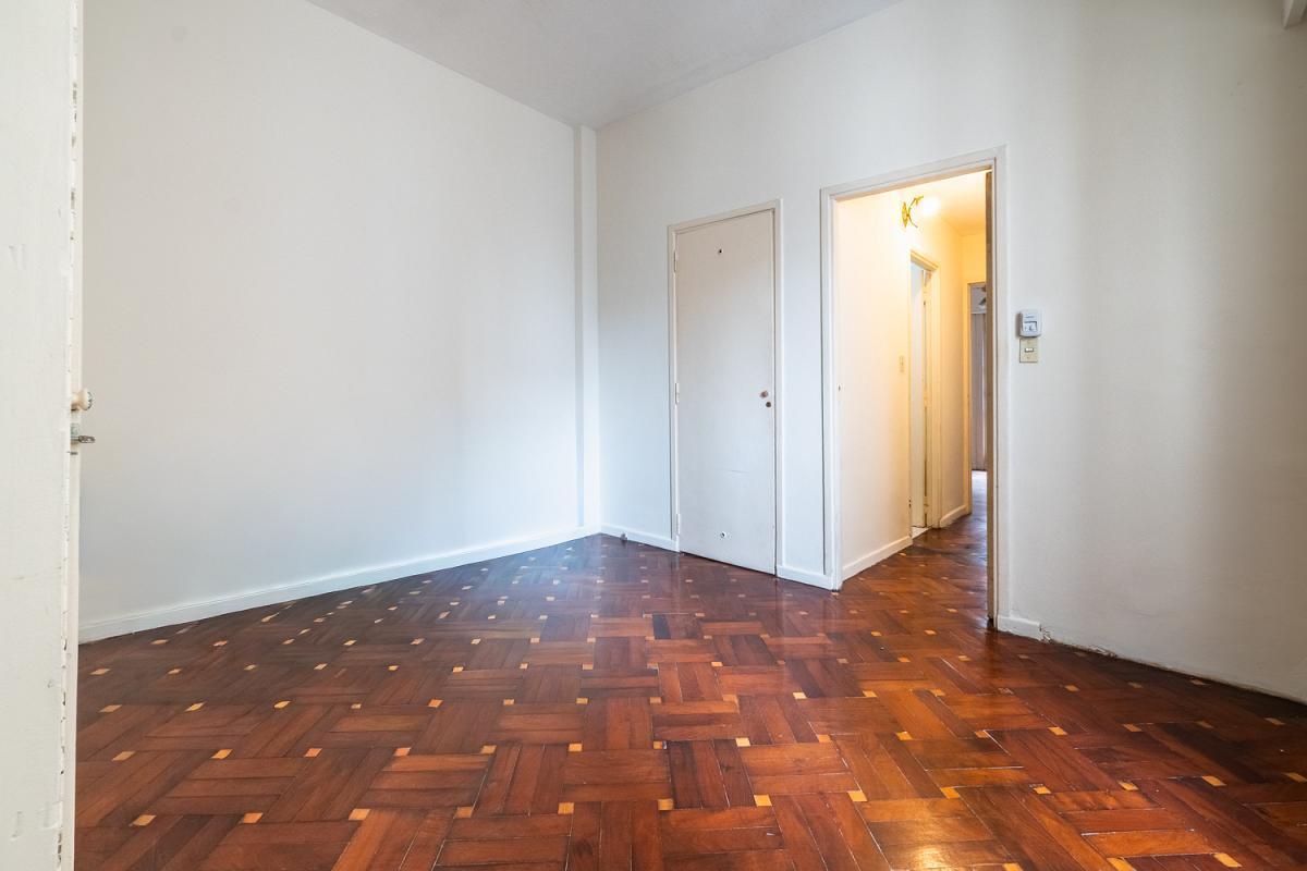 Foto de Departamento de tres ambientes a pasos de la Plaza Vicente López, imagen 4