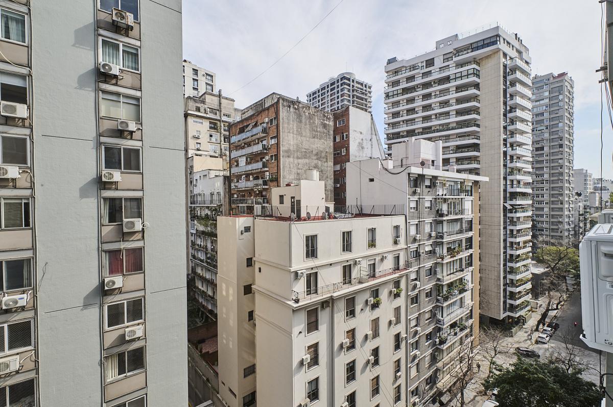 Foto de Posadas al 1000. Piso 11. Luminoso. Recoleta. Equipado y amoblado., imagen 5
