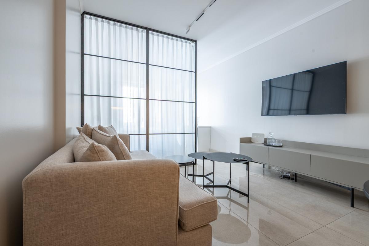 Foto de Deco Armani. Venta. Un ambiente. Recoleta, imagen 1