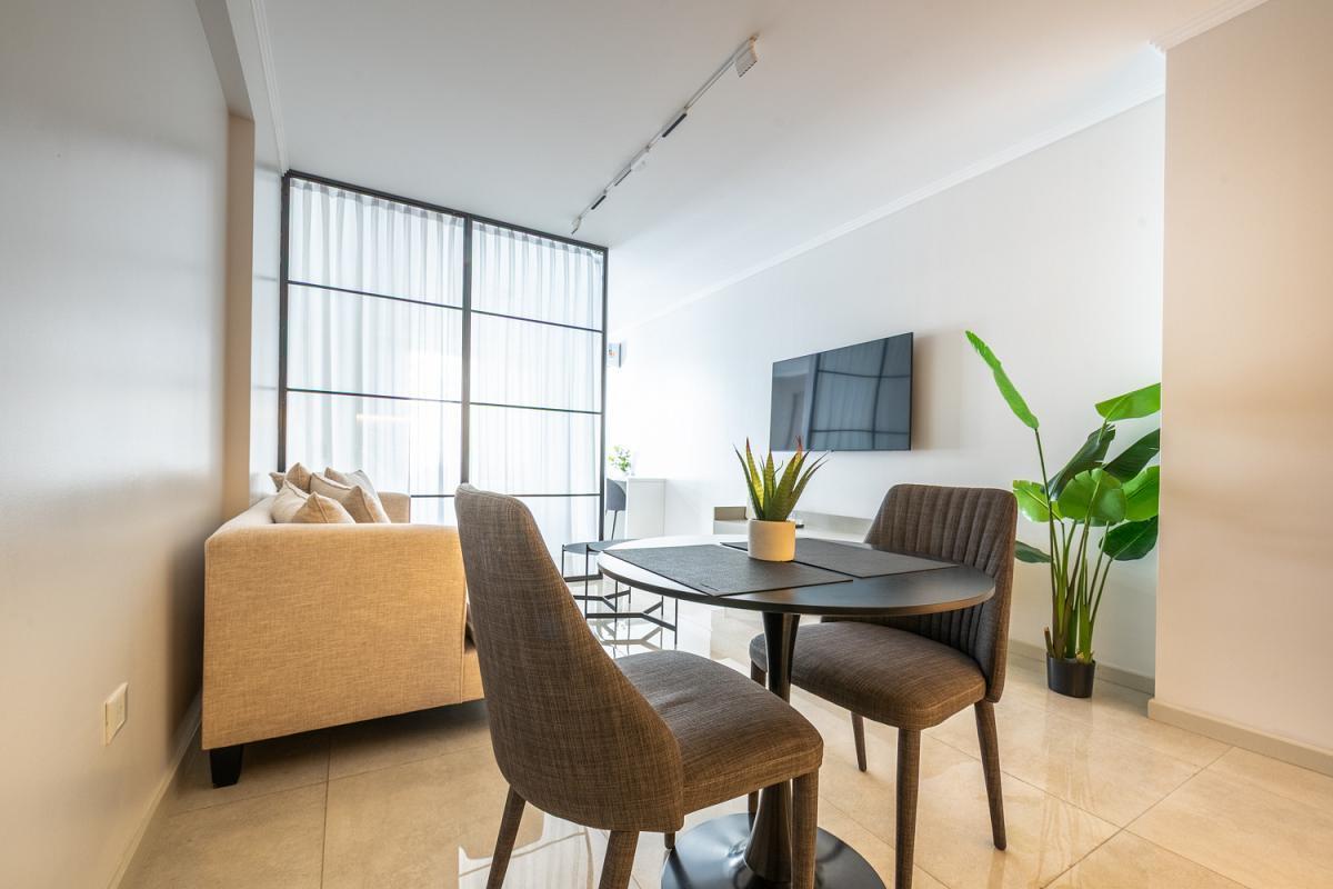 Foto de Deco Armani. Venta. Un ambiente. Recoleta, imagen 2
