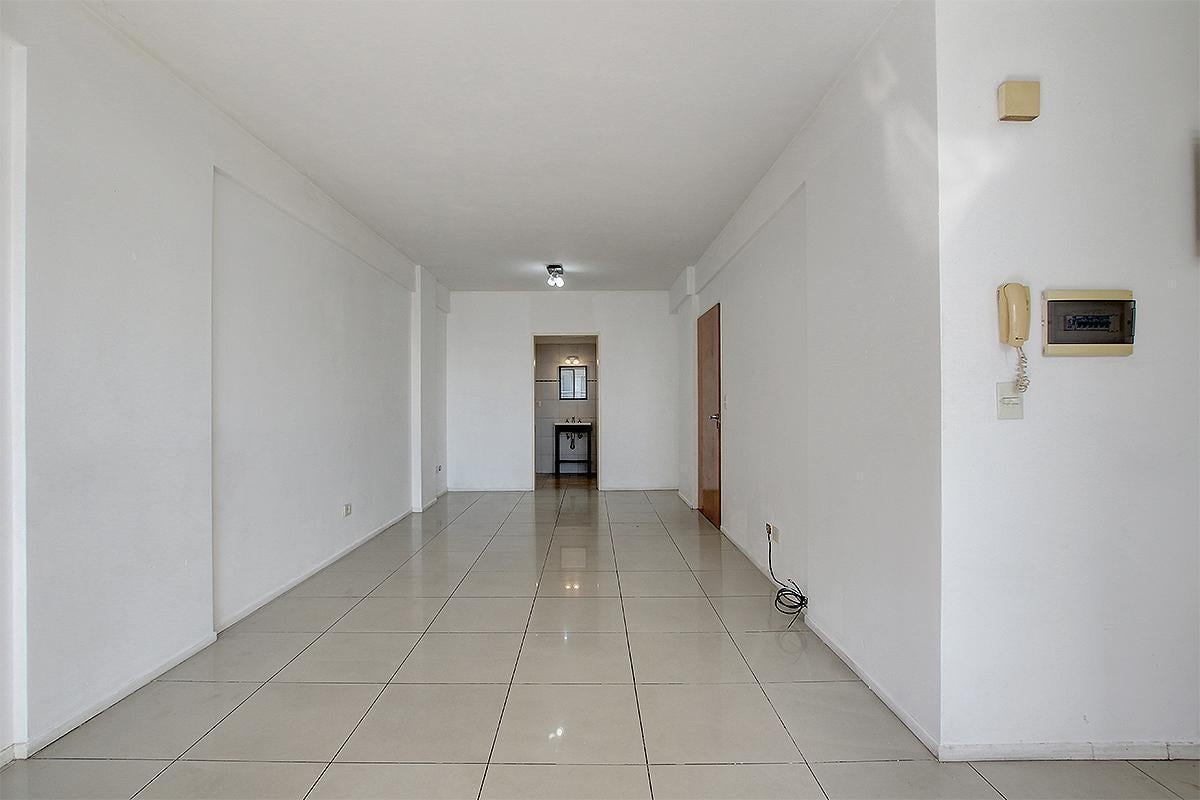 Foto de Venta Departamento Monoambiente Luminoso Al frente Balcón Amenities, imagen 5