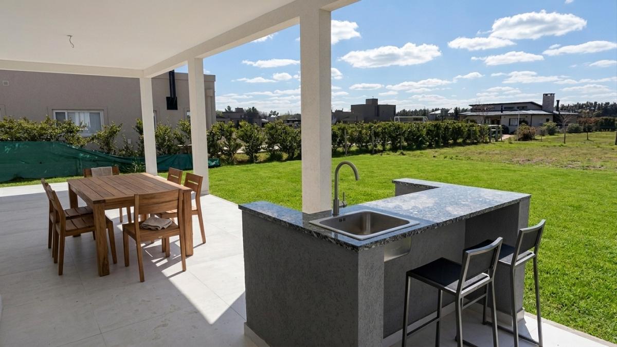 Foto de Casa a Estrenar en Barrio Monet, Los Cardales | 4 Dormitorios, Suite y, imagen 4