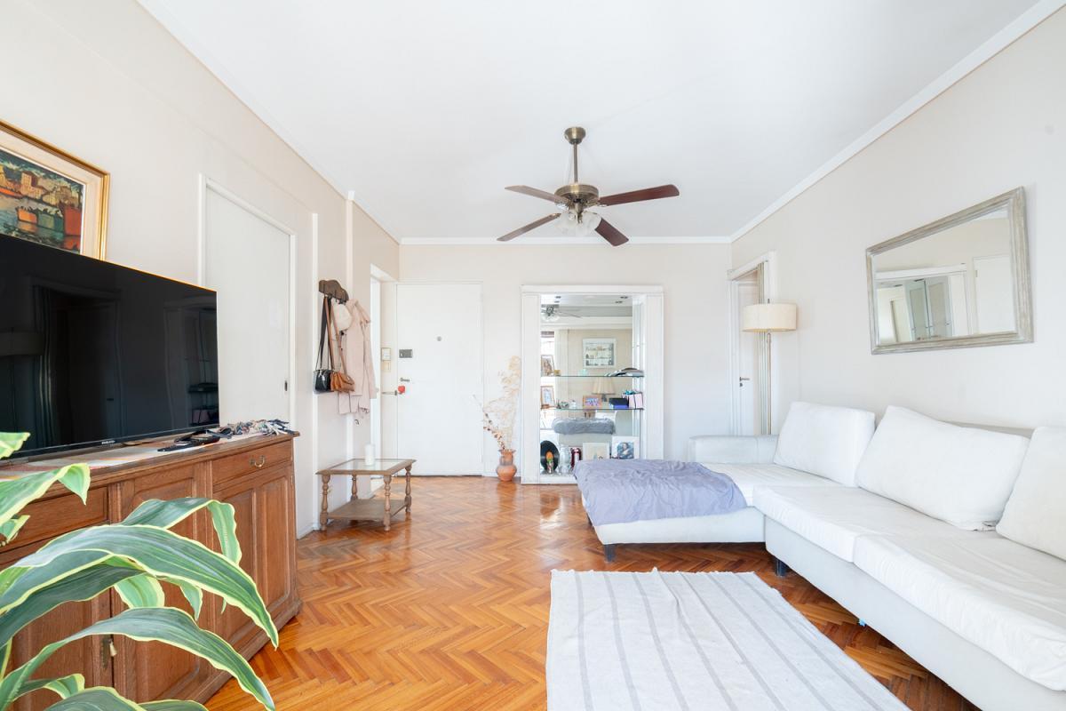 Foto de Venta Departamento 4 ambientes Luminoso Frente Gran Balcón terraza, imagen 3