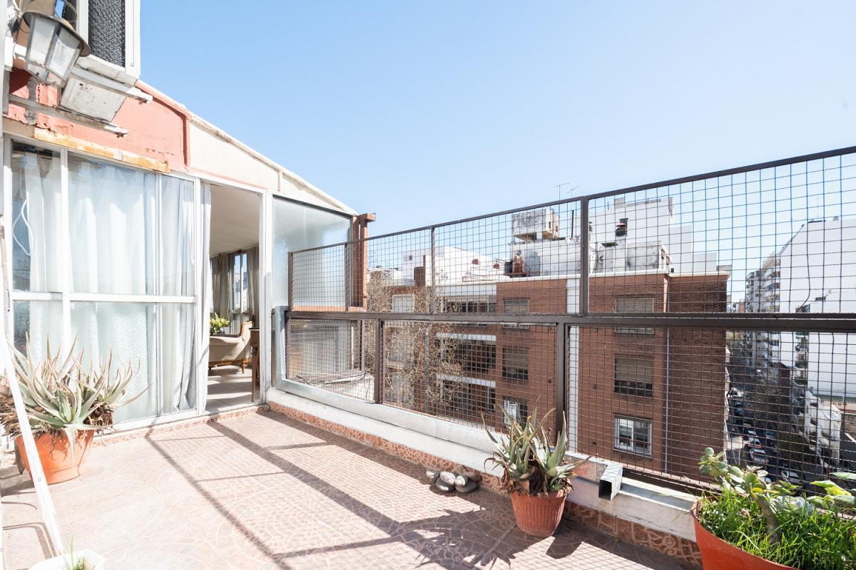 Foto de Venta Departamento 4 ambientes Luminoso Frente Gran Balcón terraza, imagen 5