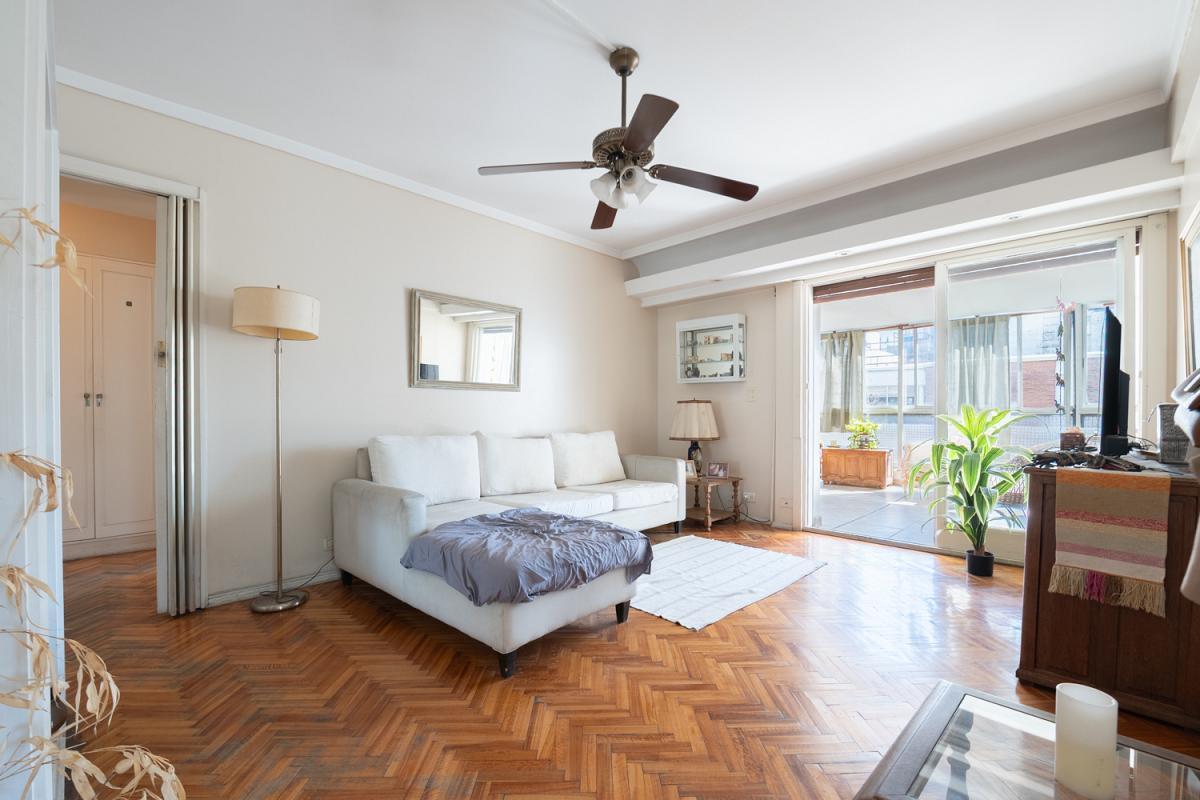 Foto de Venta Departamento 4 ambientes Luminoso Frente Gran Balcón terraza, imagen 2