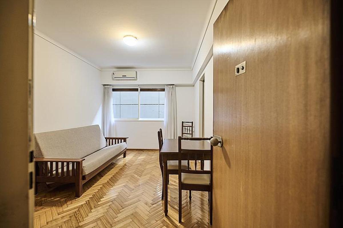 Foto de Departamento en venta, 2 ambientes, buen estado, edificio de categoría., imagen 1