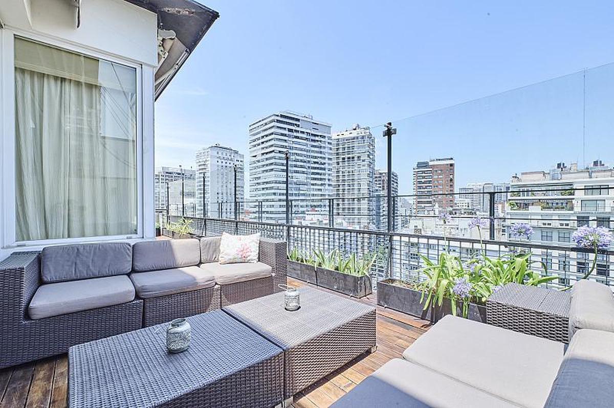 Foto de Triplex con terraza. 4 dormitorios. 2 cocheras. Vista a río. Palermo, imagen 4