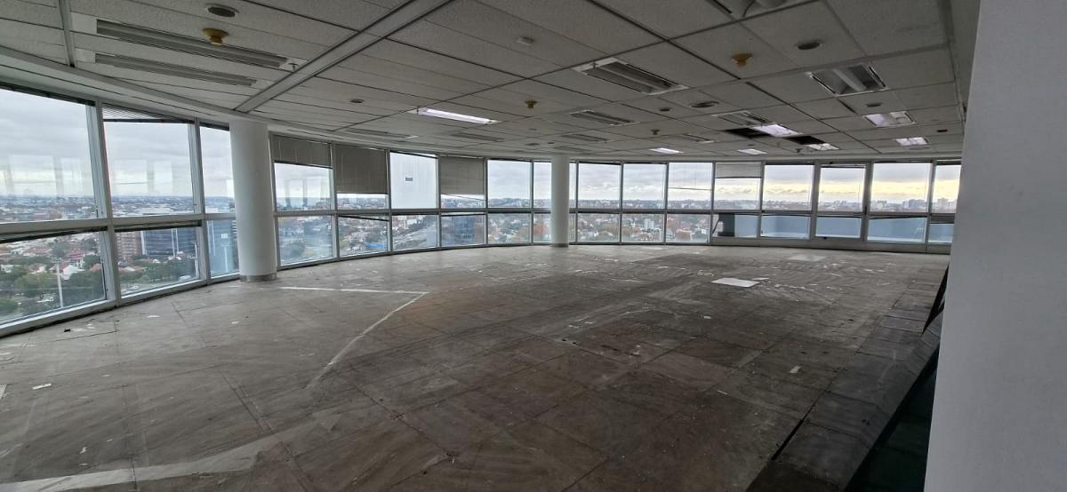 Foto de Oficina AAA en Alquiler – 726m² Piso 13, Edificio Panamericana Plaza, imagen 2