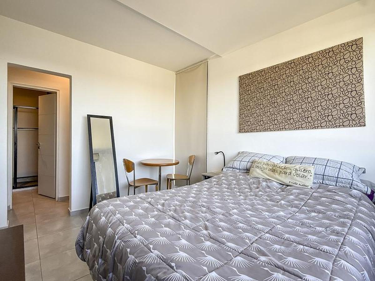 Foto de TOWN HOUSE EN VENTA IMPECABLE Y MODERNA EN BARRIO EL ALJIBE, imagen 5