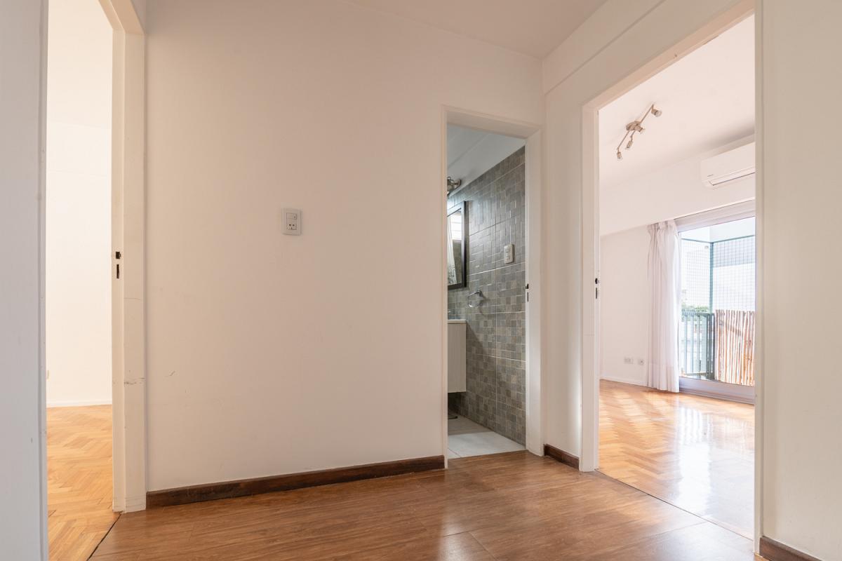 Foto de Venta Departamento 3 ambientes Semipiso Al frente Balcón Reciclado, imagen 3
