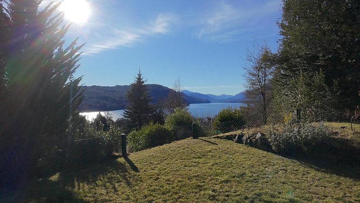 Foto de Excelente propiedad con vista al Lago Correntoso. Completamente, imagen 4