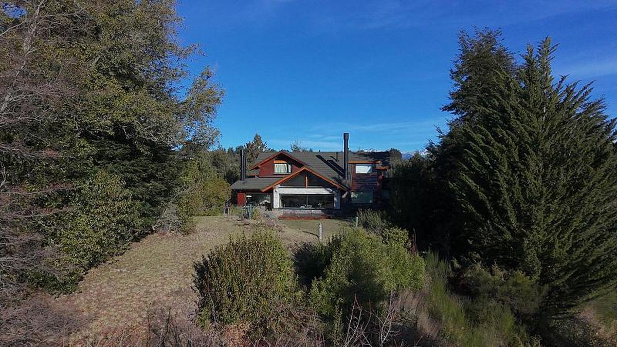 Foto de Excelente propiedad con vista al Lago Correntoso. Completamente, imagen 2