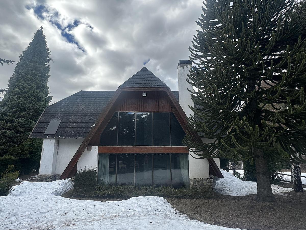 Foto de Venta Exclusiva casa, con cabaña, 6 dormitorios, lote de 1300m2, Villa, imagen 2