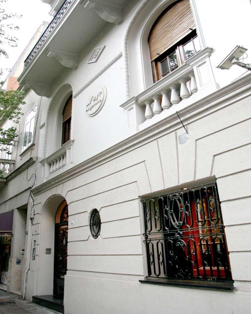 Foto de Edificio en block en alquiler en Recoleta, imagen 1