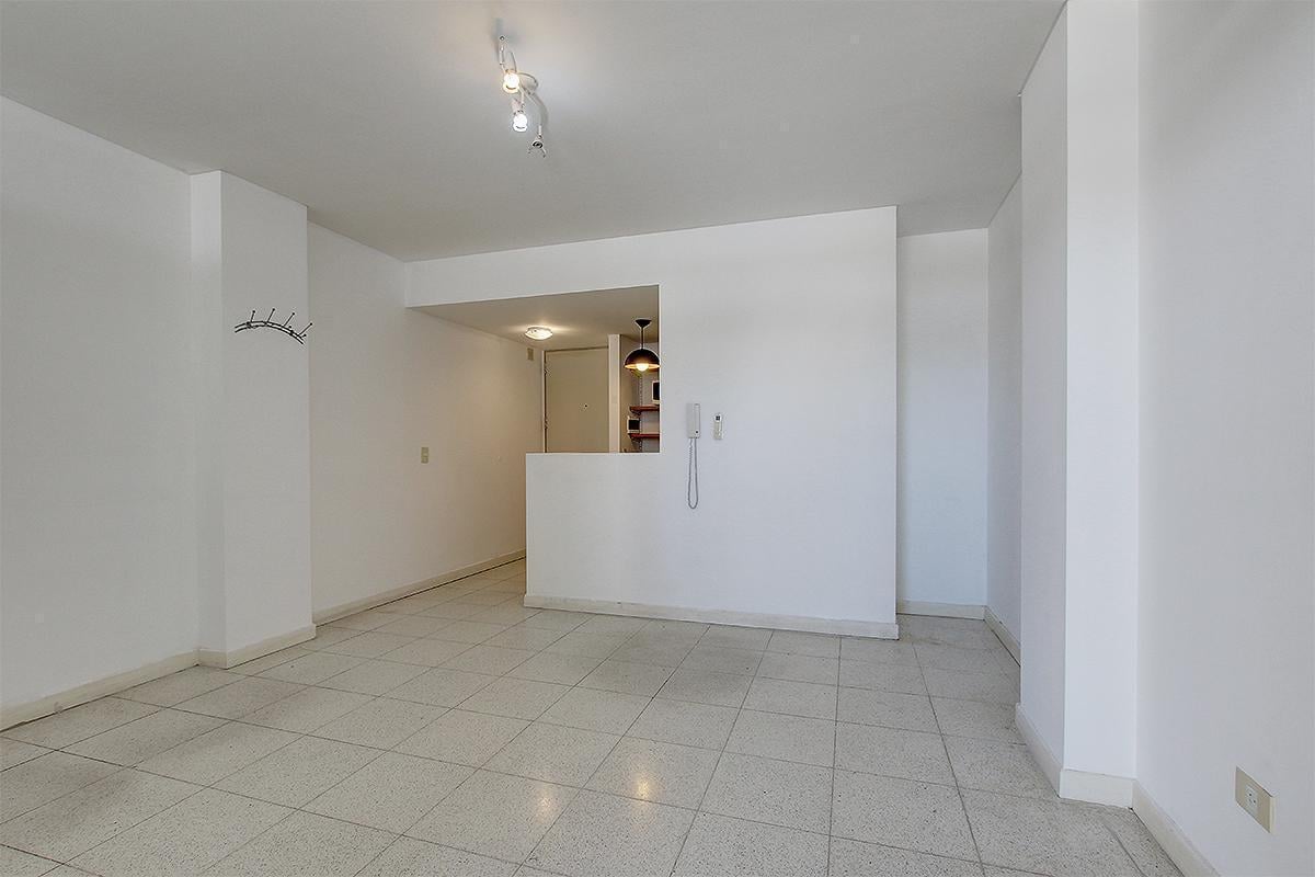 Foto de Departamento Monoambiente dividido al frente con balcon Apto, imagen 3
