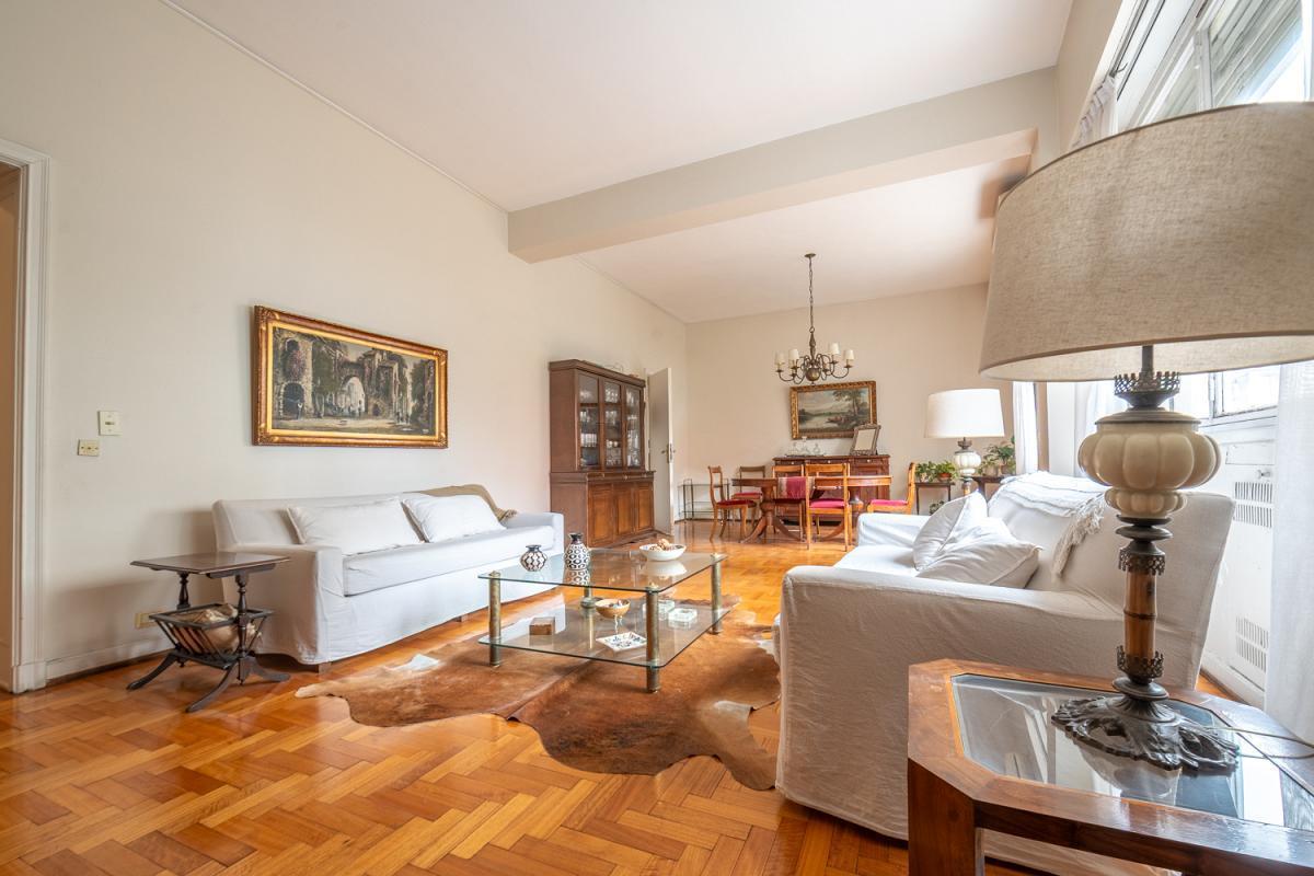 Foto de Departamento Piso de 192m² · 5 ambientes · 1 cochera opcional. Recoleta, imagen 4