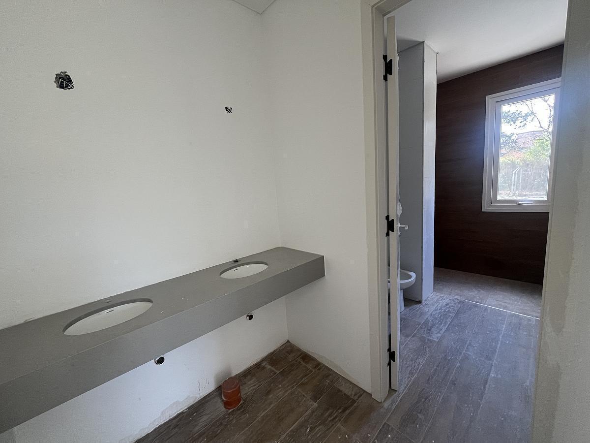 Foto de Planta Baja con Jardín en Bosque Pilar - En venta, imagen 3