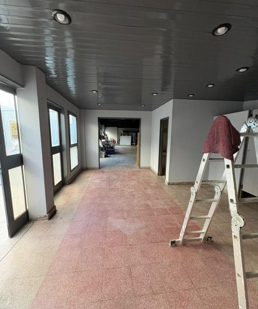 Foto de CABALLITO DEPOSITO 1800 M2 EN 2 PLANTAS, imagen 1