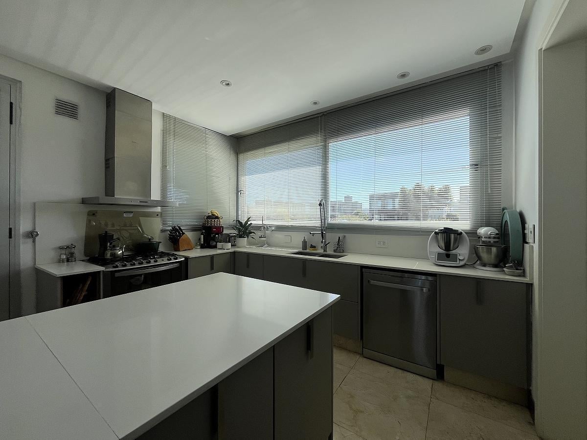 Foto de Ayres Plaza - Moderna casa en venta, imagen 4