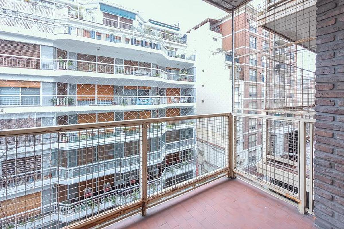 Foto de Alquiler Departamento 2 ambientes Semipiso Al frente Balcón Parque, imagen 5