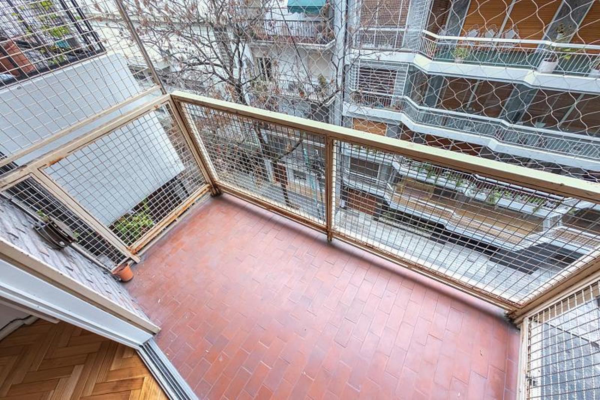 Foto de Alquiler Departamento 2 ambientes Semipiso Al frente Balcón Parque, imagen 1