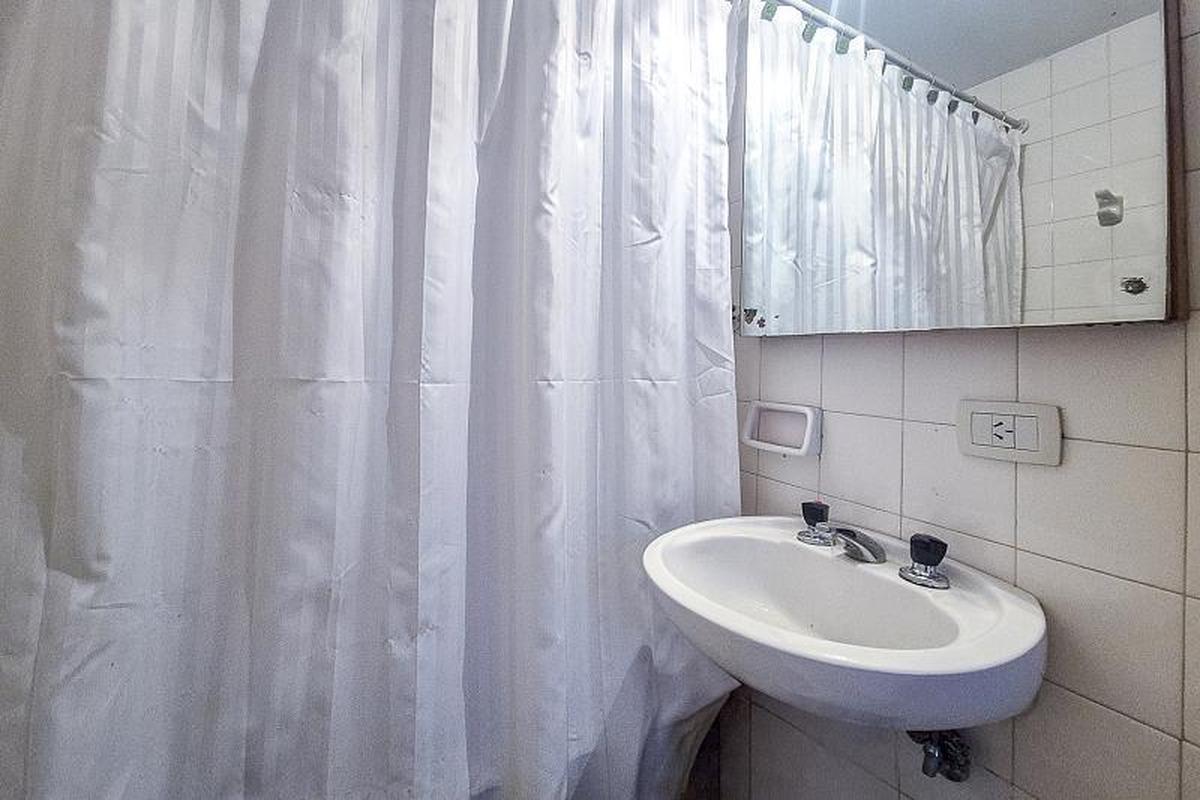 Foto de Venta Departamento 3 ambientes Luminoso Piso alto Al frente con Balcón, imagen 5