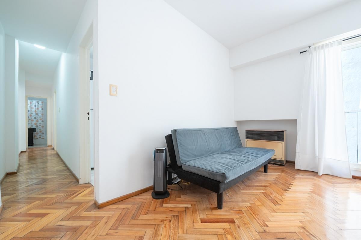Foto de Venta Departamento 3 ambientes Impecable Luminoso Lateral Caballito, imagen 3