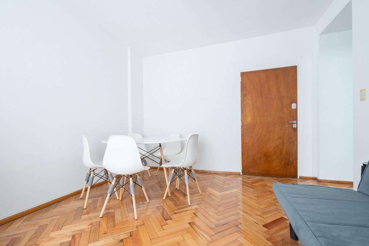 Foto de Venta Departamento 3 ambientes Impecable Luminoso Lateral Caballito, imagen 2