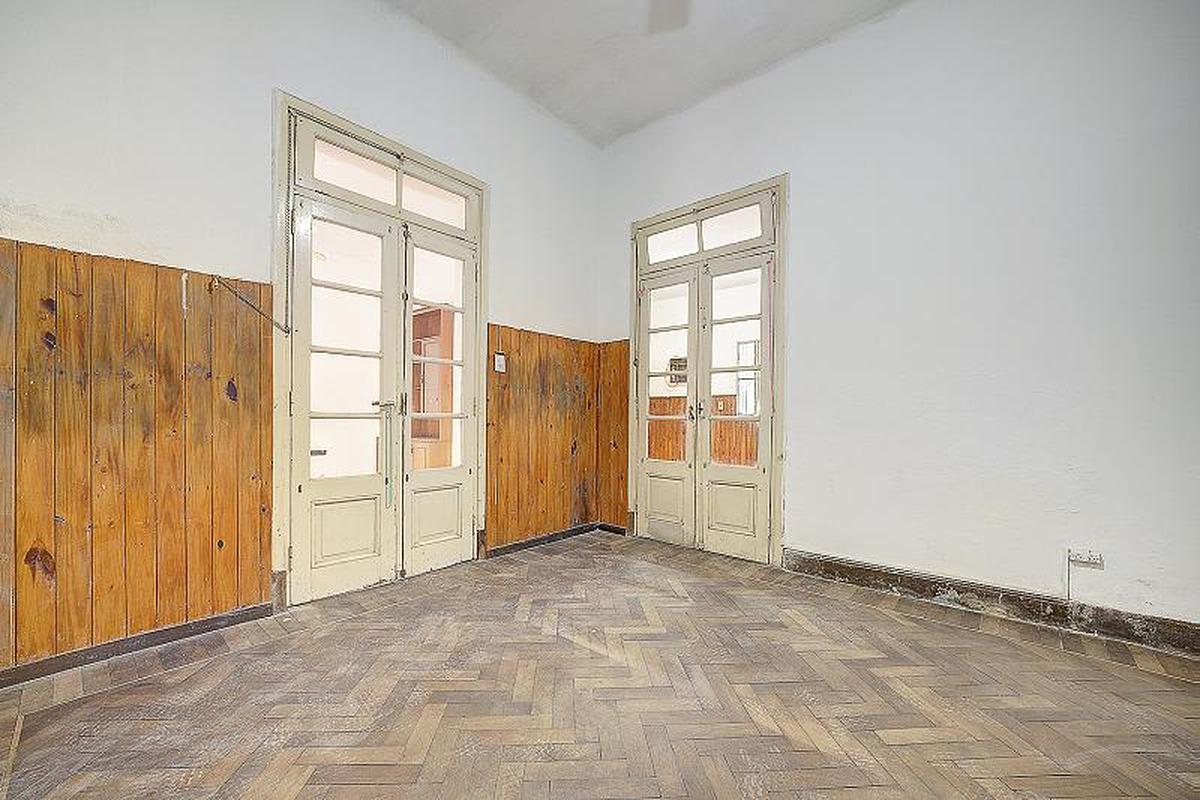 Foto de Departamento PH 3 ambientes Tipo casa A reciclar con 2 patios Apto, imagen 5
