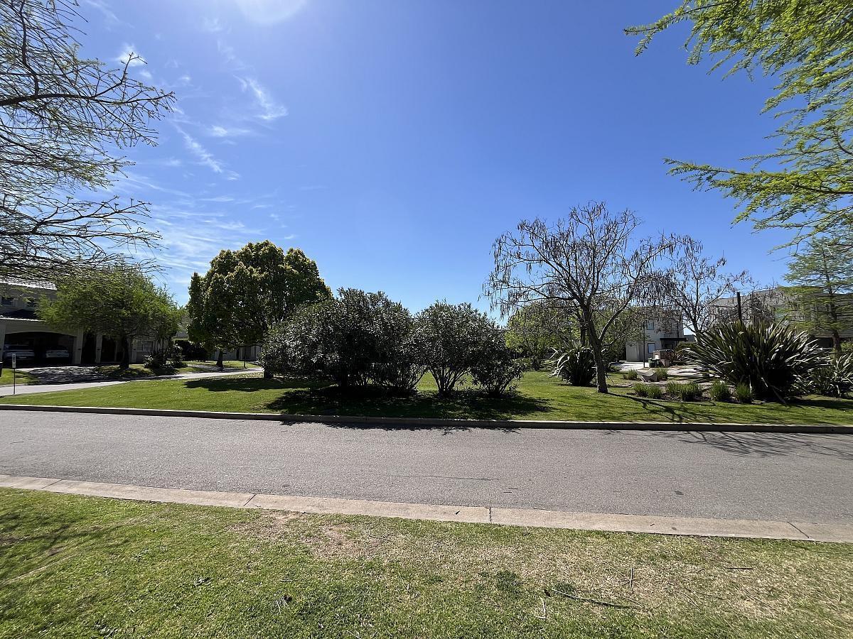 Foto de Excelente lote central en Ayres Plaza, imagen 5