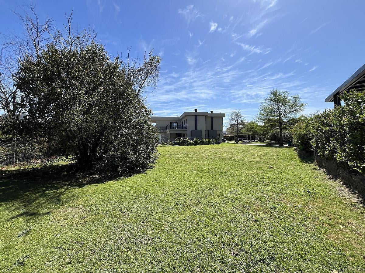 Foto de Excelente lote central en Ayres Plaza, imagen 2