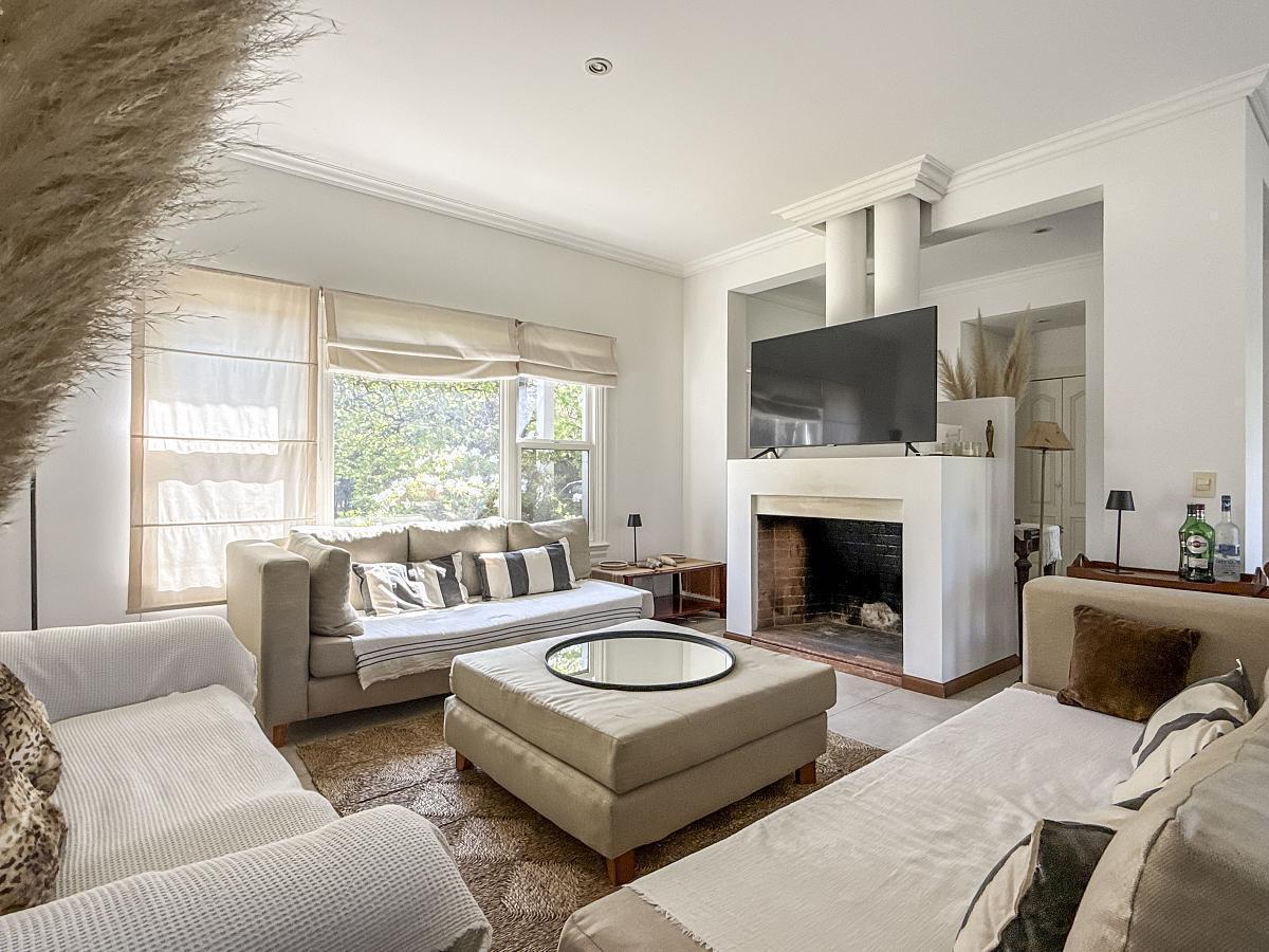 Foto de Casa en venta en El Estribo en una planta, imagen 2