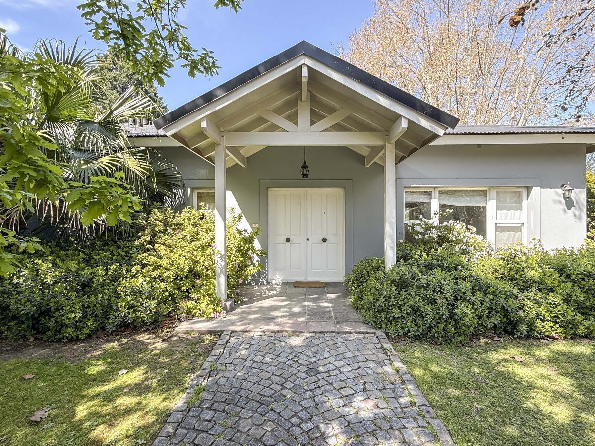 Foto de Casa en venta en El Estribo en una planta, imagen 1