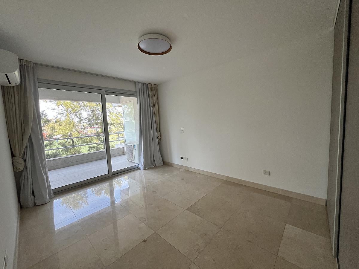 Foto de Departamento en Bouquet de 4 ambientes con vista a la pileta y al, imagen 5