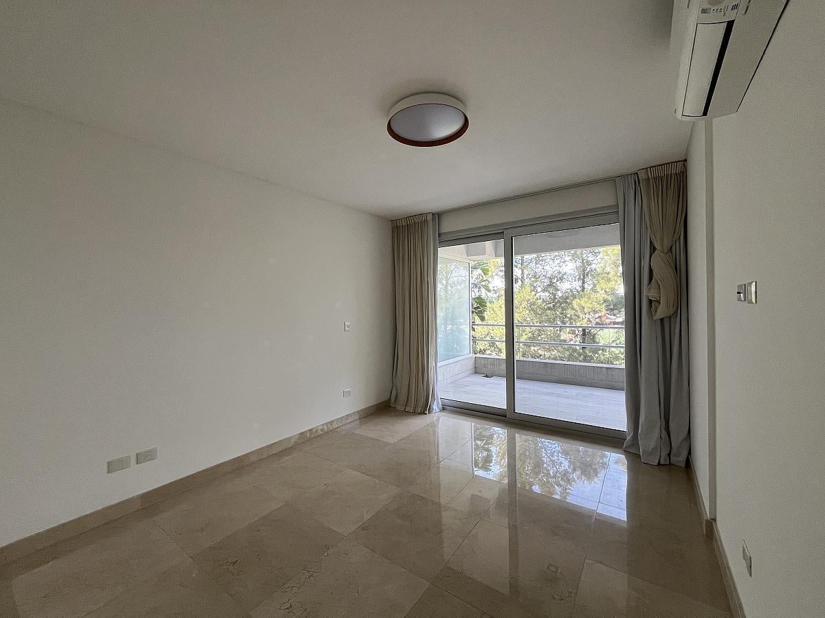 Foto de Departamento en Bouquet de 4 ambientes con vista a la pileta y al, imagen 2