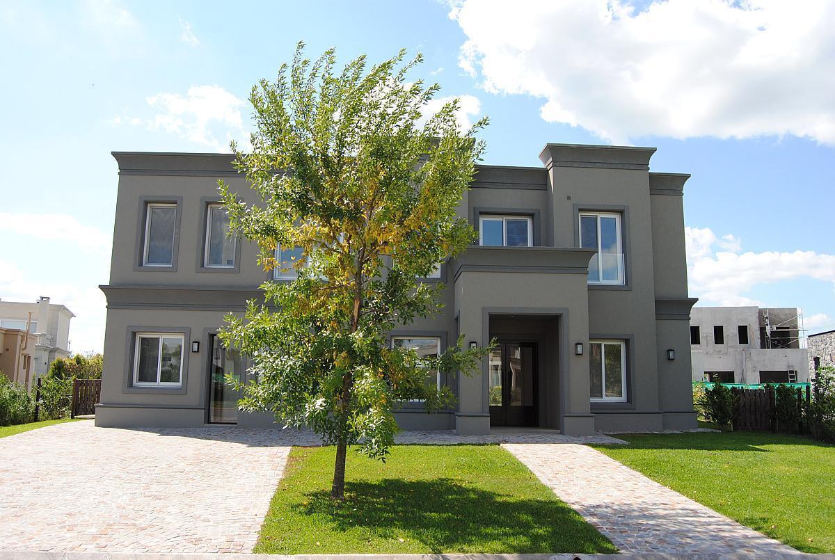 Foto de Espectacular casa en venta - Ayres Plaza, imagen 1