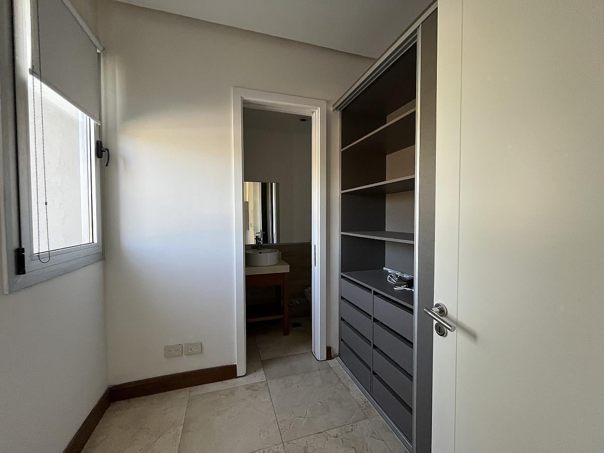 Foto de Excelente casa en venta con renta en Ayres Plaza, imagen 3