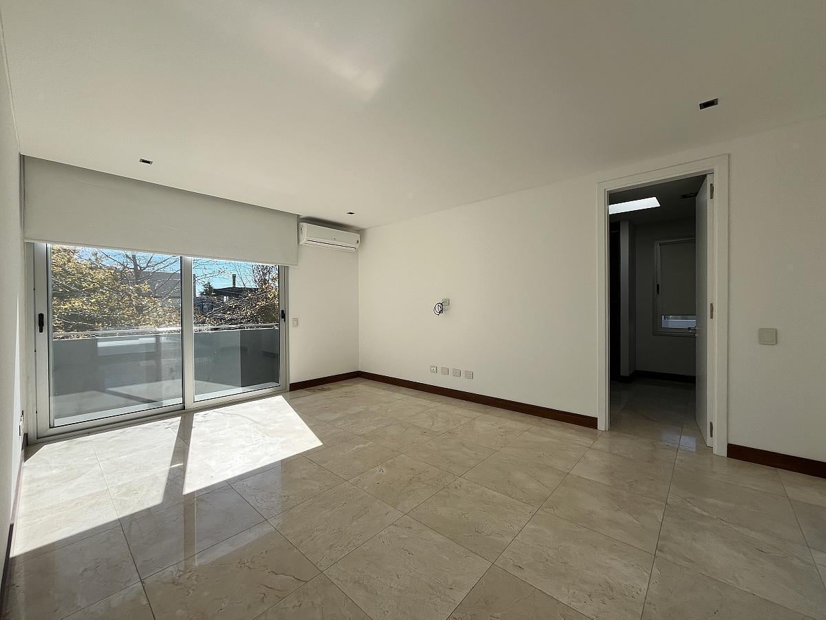 Foto de Excelente casa en venta en Ayres Plaza, imagen 4