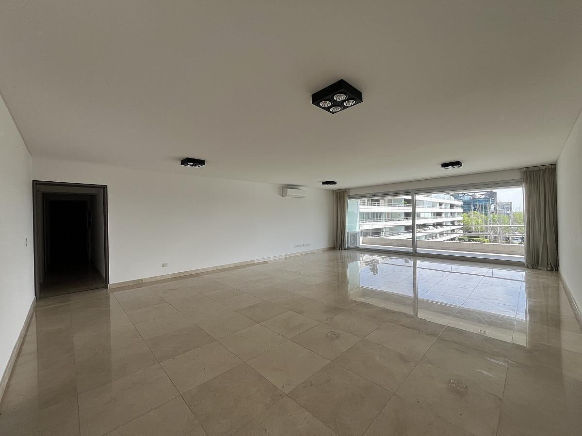 Foto de Departamento en Bouquet de 4 ambientes con vista a la pileta, imagen 2