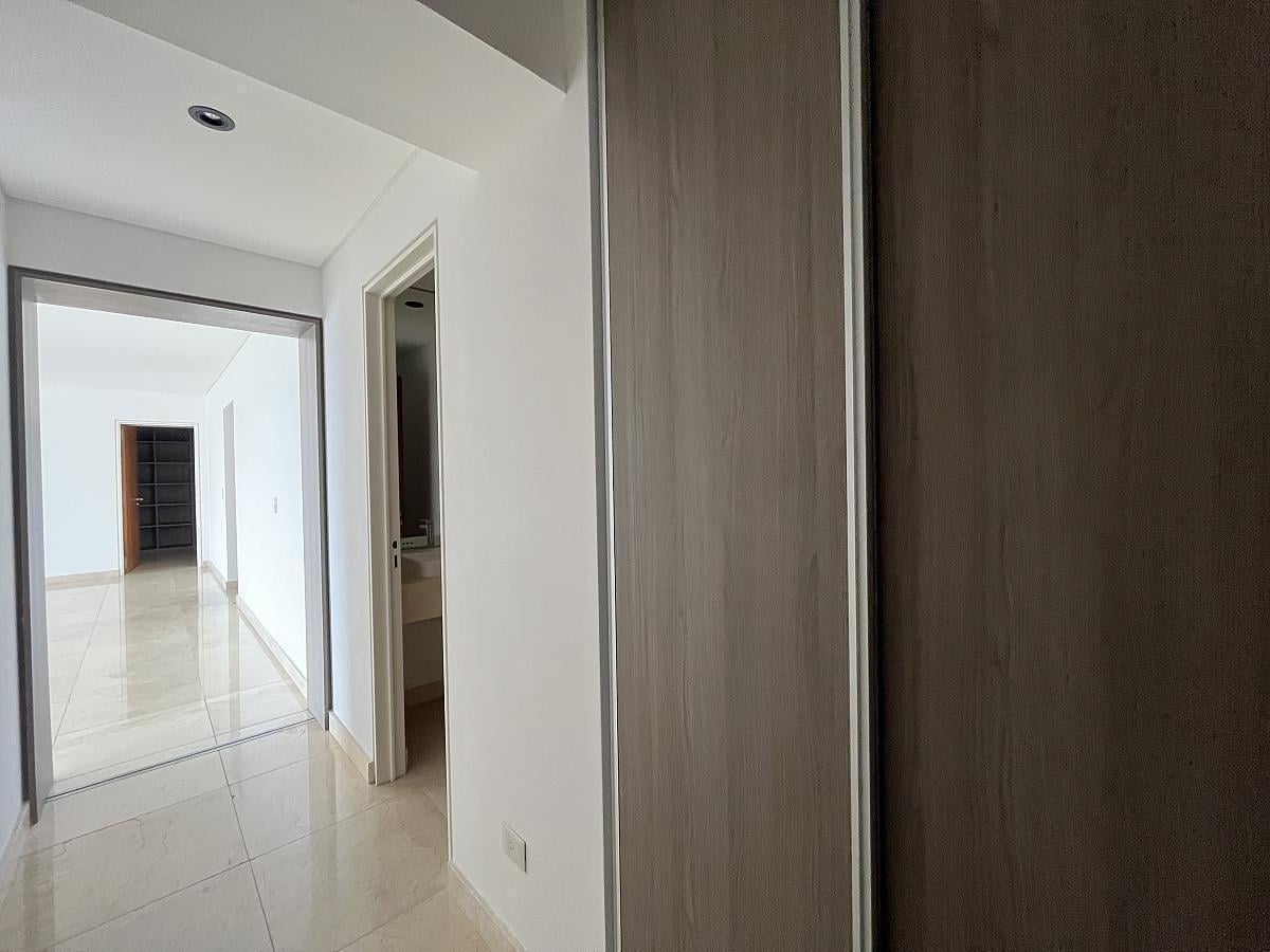 Foto de Departamento en Bouquet de 4 ambientes con vista a la pileta, imagen 1