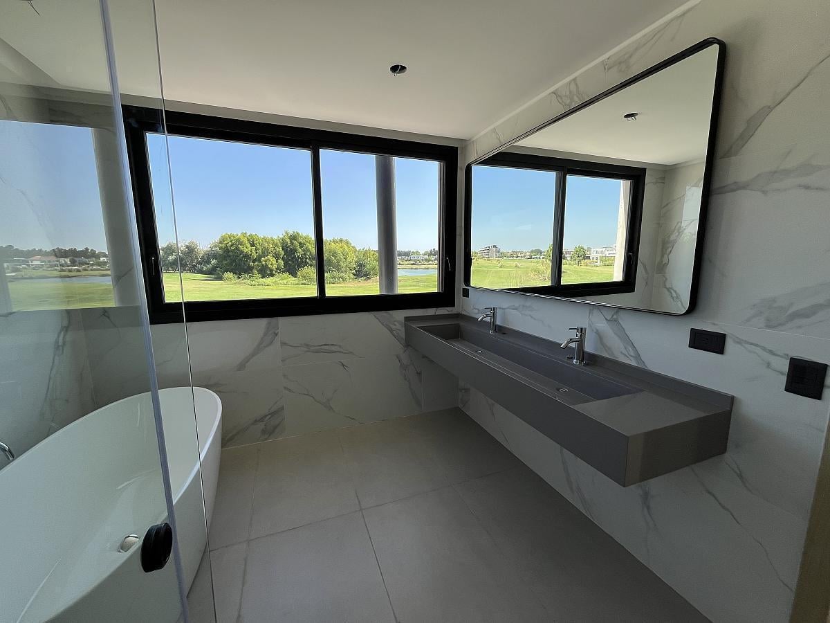 Foto de Espectacular casa en venta en La Calesa, imagen 4